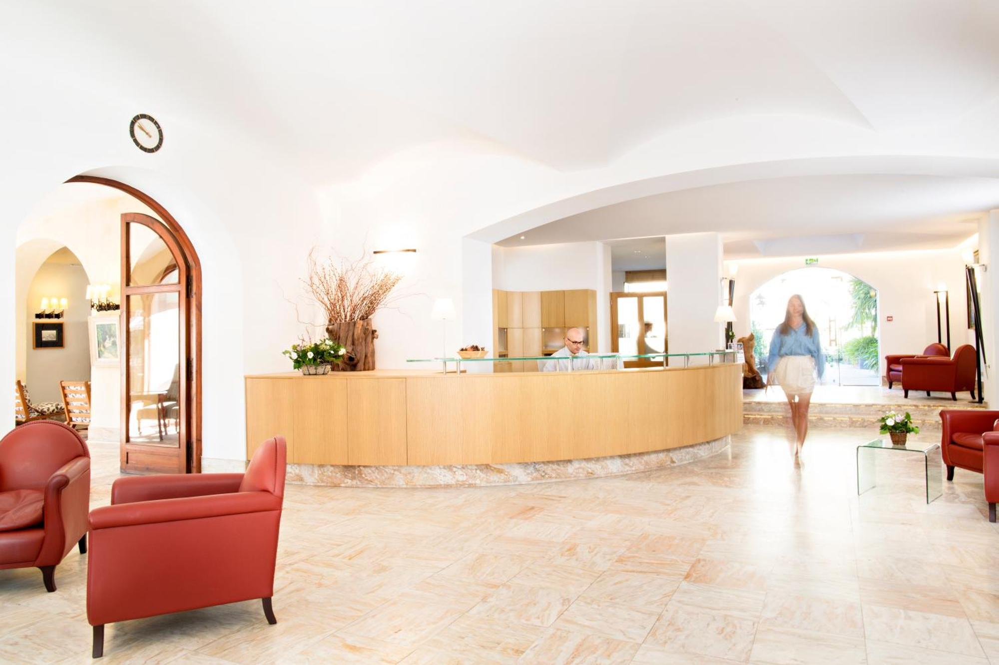 Le Grand Hotel Moltig les Bains Kültér fotó