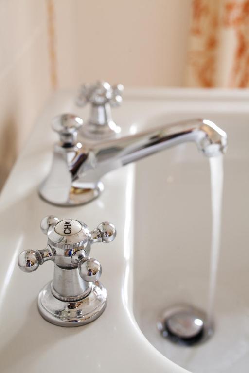 Le Grand Hotel Moltig les Bains Szoba fotó