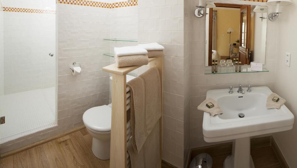 Le Grand Hotel Moltig les Bains Szoba fotó